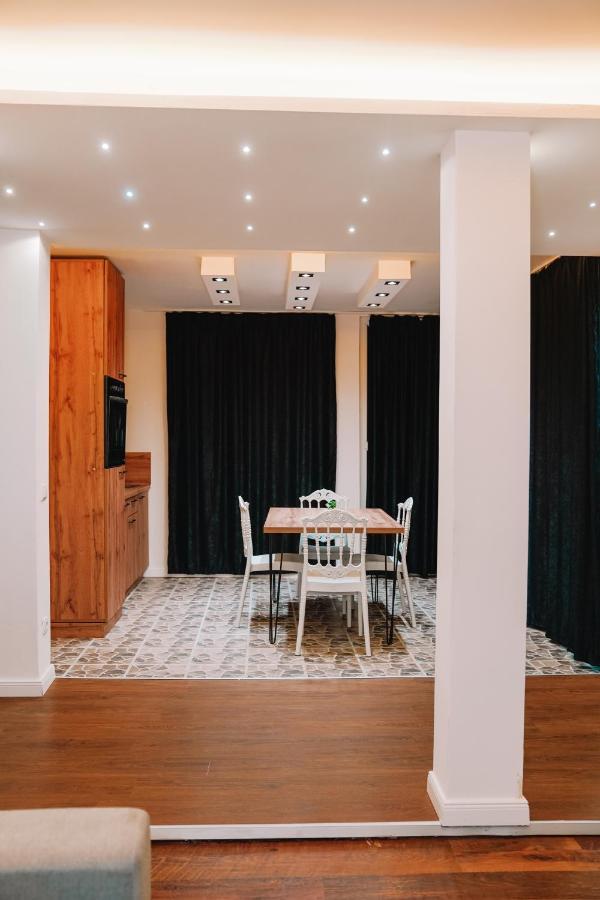 Green Apartments Prishtina Prishtinë Ngoại thất bức ảnh