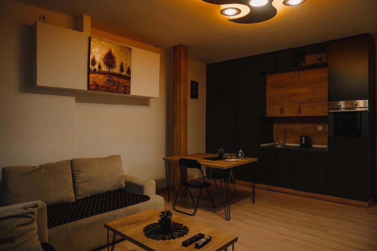 Green Apartments Prishtina Prishtinë Ngoại thất bức ảnh