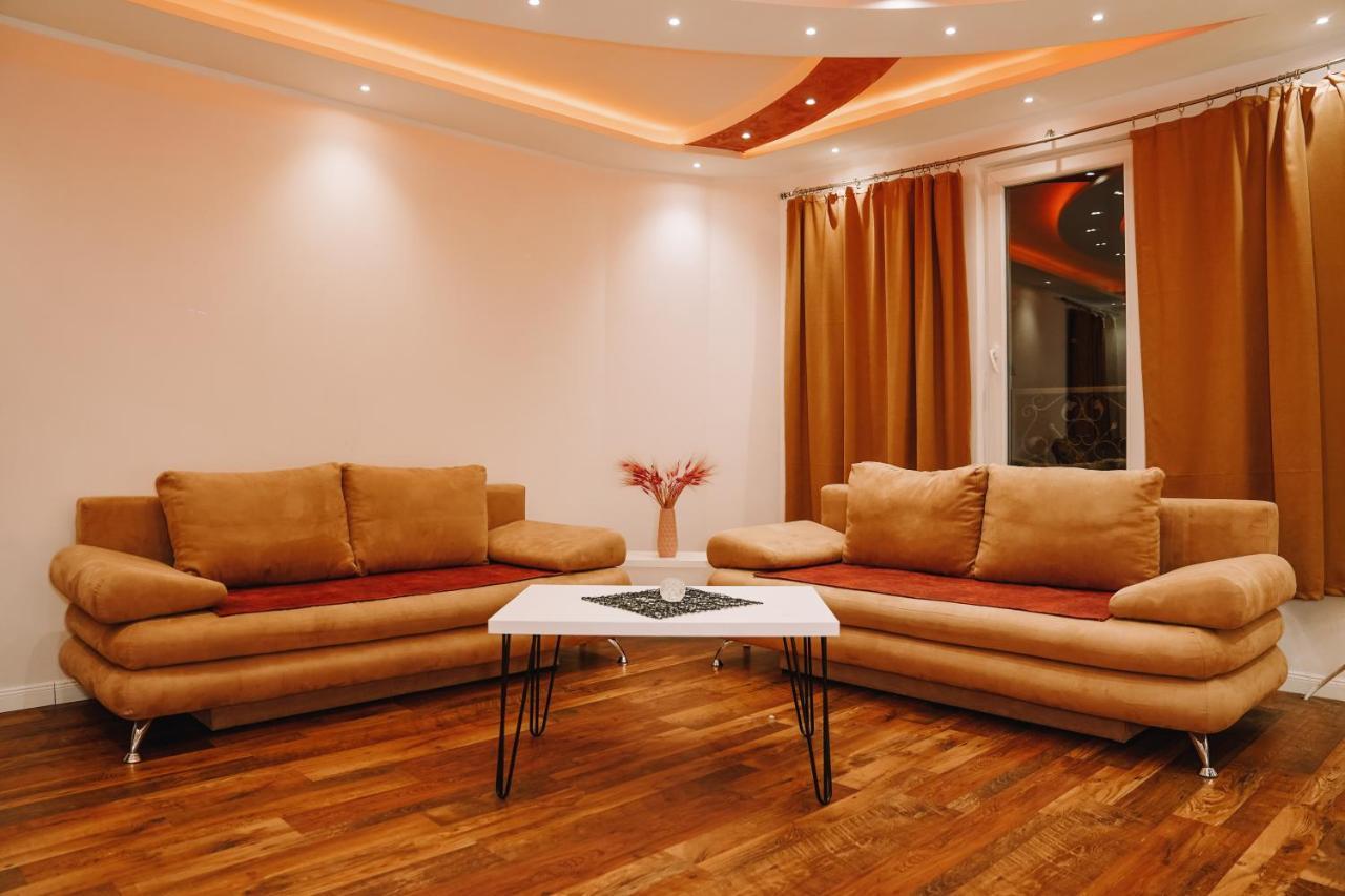 Green Apartments Prishtina Prishtinë Ngoại thất bức ảnh