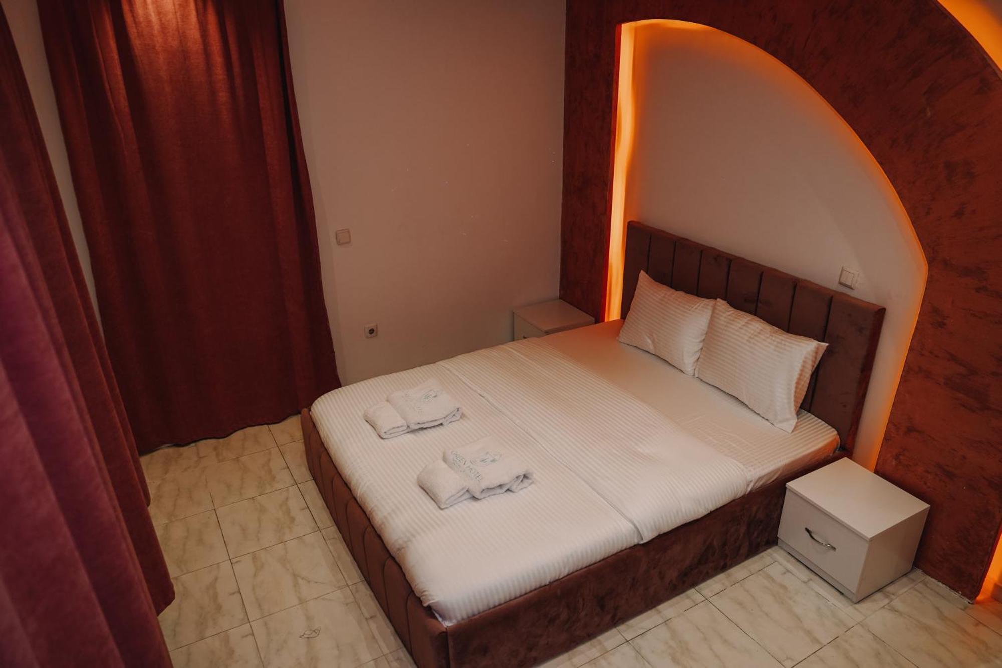 Green Apartments Prishtina Prishtinë Ngoại thất bức ảnh