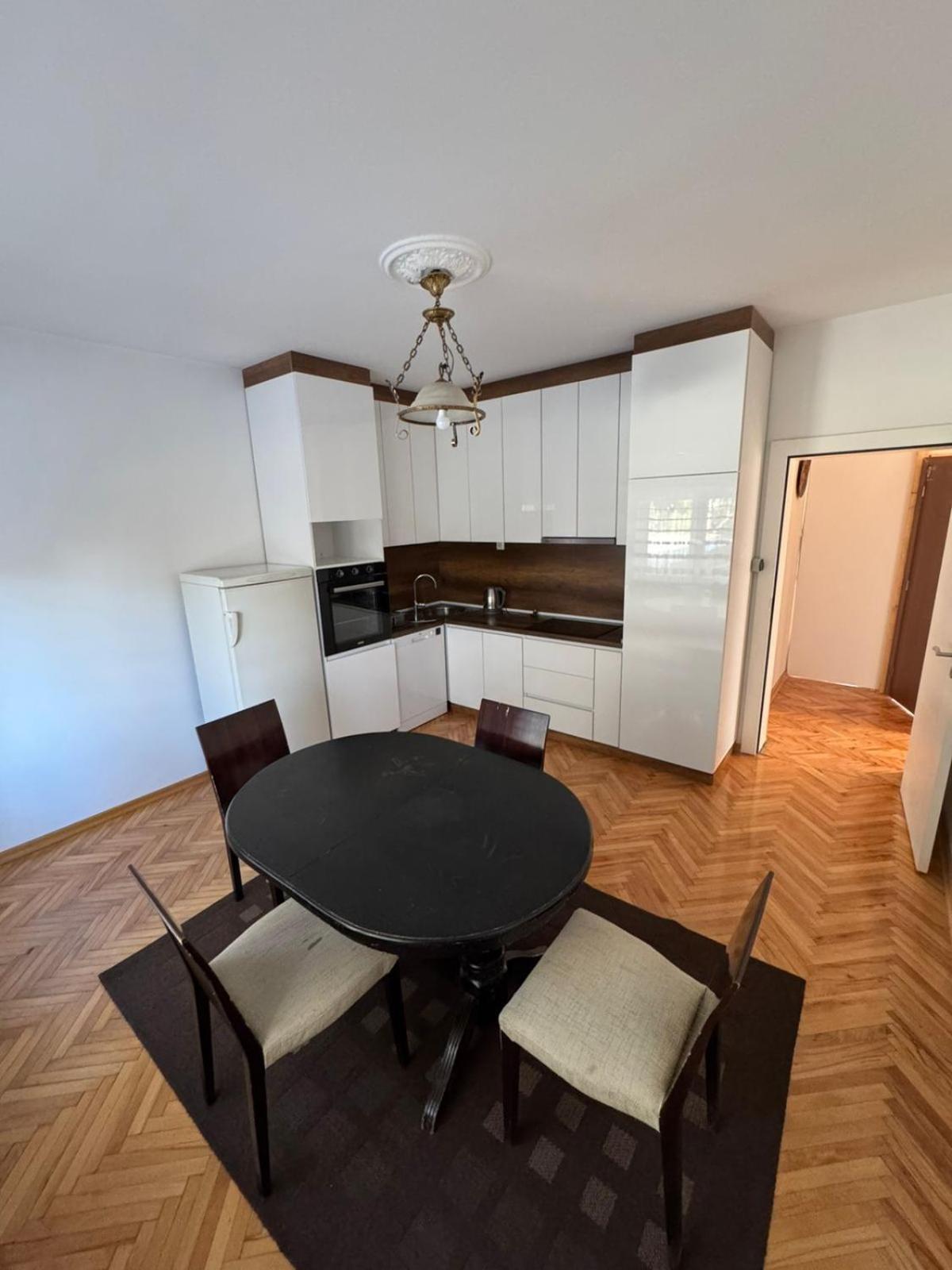 Green Apartments Prishtina Prishtinë Ngoại thất bức ảnh