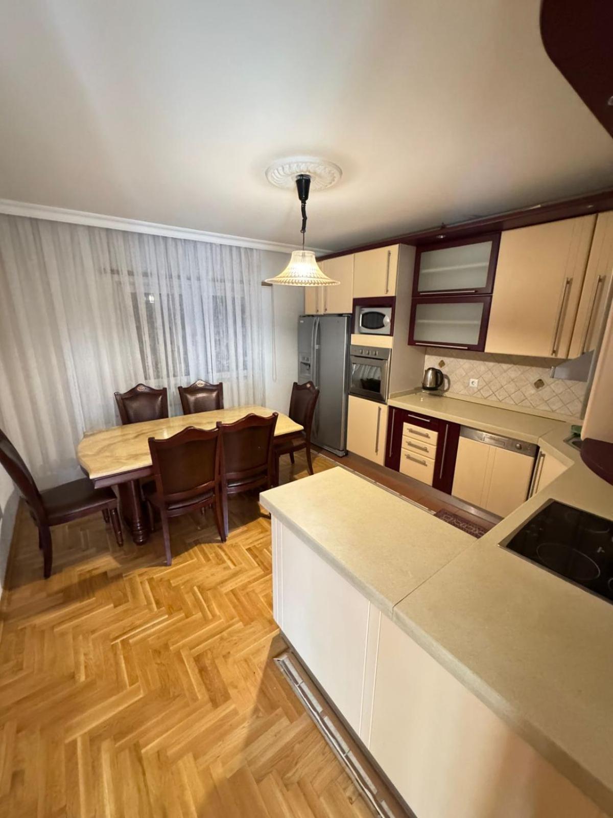 Green Apartments Prishtina Prishtinë Ngoại thất bức ảnh